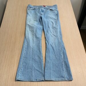 Levis 515 Low Stretch Flare Leg Jeans Light Wash Denim Womens 12M 35x31.5